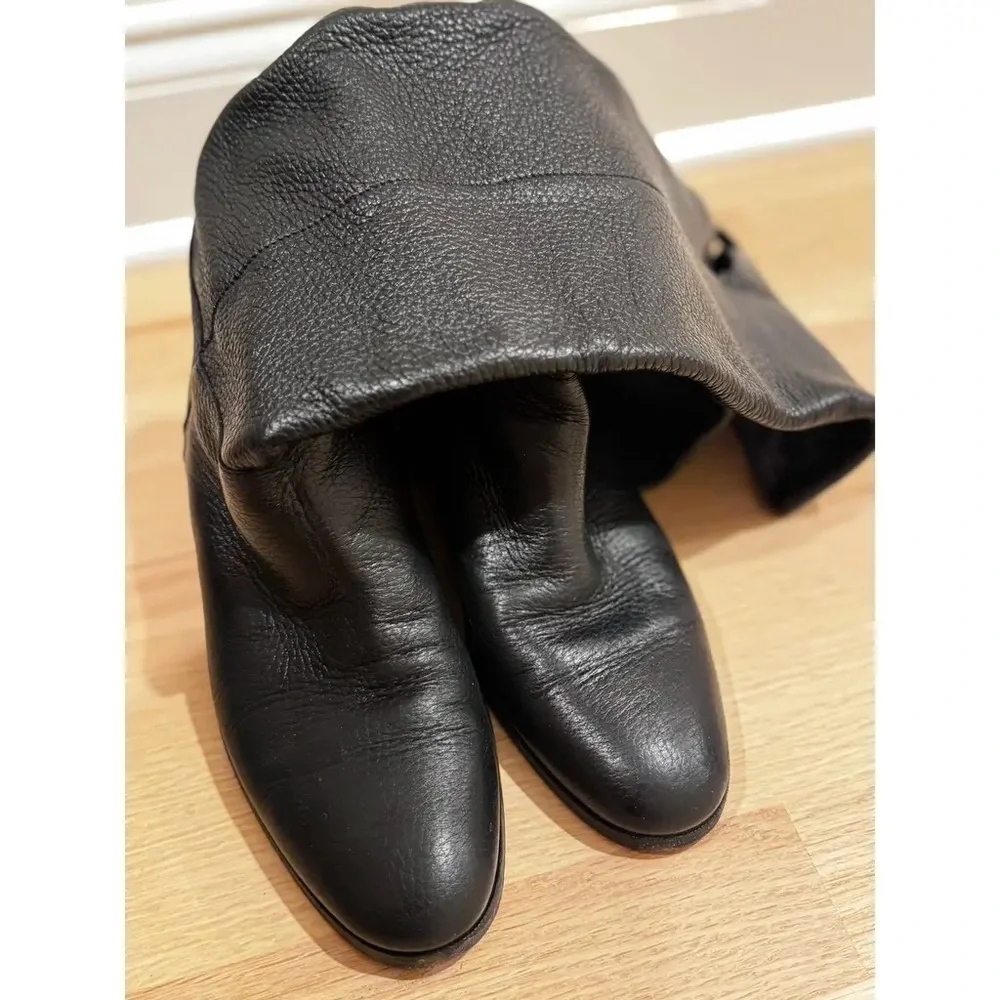 Burberry Ladies Black Leather Knee High Shoes Size 38 Italy Strap Buckle Gold